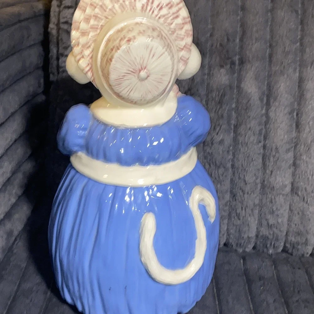 VINTAGE RARE COW COOKIE JAR GOWN BONNET APRON Possible McCoy Unmarked Read descp